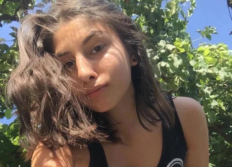 "17 წლის ანგელოზი გოგონა, ვიღაც 19 წლის ბიჭის თავზეხელაღებულ "დრიფტაობას" შეეწირა... ეს ტრაგედია არ გვაკმარეს და სიცრუეს ავრცელებენ" - რას წერენ "ლილო არენასთან" მომხდარ ავარიაზე