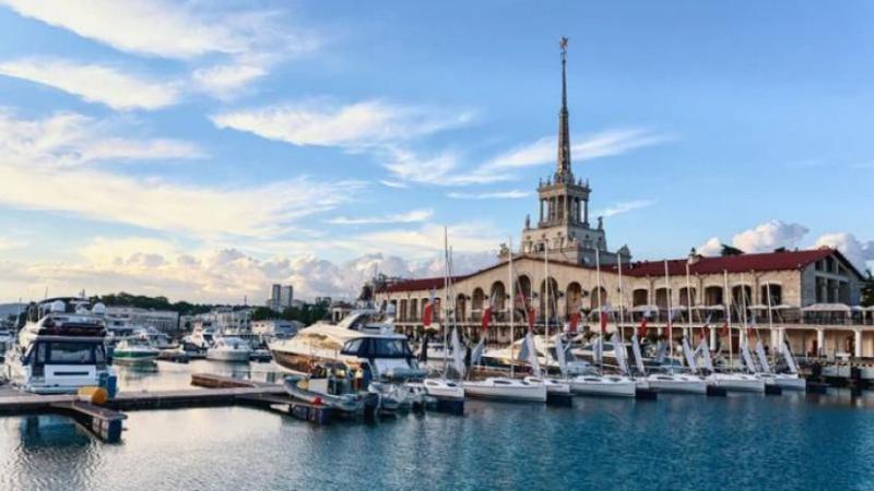 "იმედი გვაქვს, აფხაზეთსა და საქართველოში სამგზავრო ტრანსპორტირება ამოქმედდება" - სოჭის ნავსადგურის დირექტორი ამბობს, რომ მოლაპარაკებები მიმდინარეობს