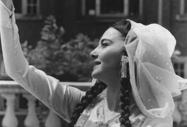 გარდაიცვალა უმშვენიერესი ნინო კირვალიძე - "სუხიშვილების" ერთ-ერთი ყველაზე პოპულარული მოცეკვავის ამბავი, რომელიც მსოფლიო ლეგენდებს ხიბლავდა