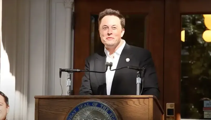 ილონ მასკმა Twitter-ზე "მისტერ ტვიტი" დაირქვა, ახლა ძველი სახელის დაბრუნება სურს, თუმცა სოციალური ქსელი ამის შესაძლებლობას აღარ აძლევს