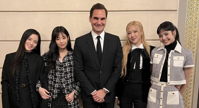 ჯენი, ჯისუ, ლიზა, როუზი და როჯერ ფედერერი - ჩოგბურთის ლეგენდის კორეულ ჯგუფთან გადაღებული ფოტო სოცქსელებს იპყრობს: "ჩემმა შვილებმა თქვეს, რომ ეს "საინსტაგრამე“ ფოტო იყო“