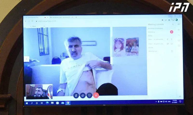 "არავის ეგონოს, რომ კარგად ვარ, დღეს ორჯერ დავკარგე გონება" - მიხეილ სააკაშვილი