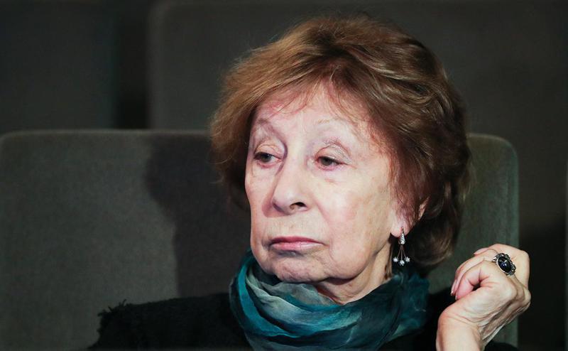 რუსეთში ლია ახეჯაკოვას თეატრის სცენიდან აძევებენ - "...ვზივარ და ვტირი"