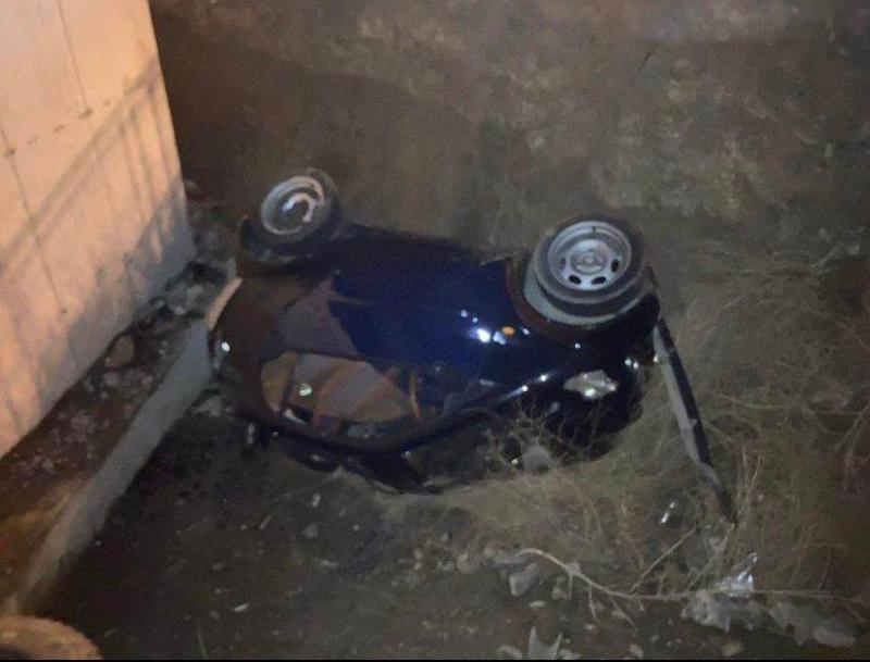 როგორ გადაარჩინეს აშშ-ის საელჩოს თანამშრომლებმა 5 მეტრის სიღრმის თხრილში ჩავარდნილი მანქანის მძღოლი?