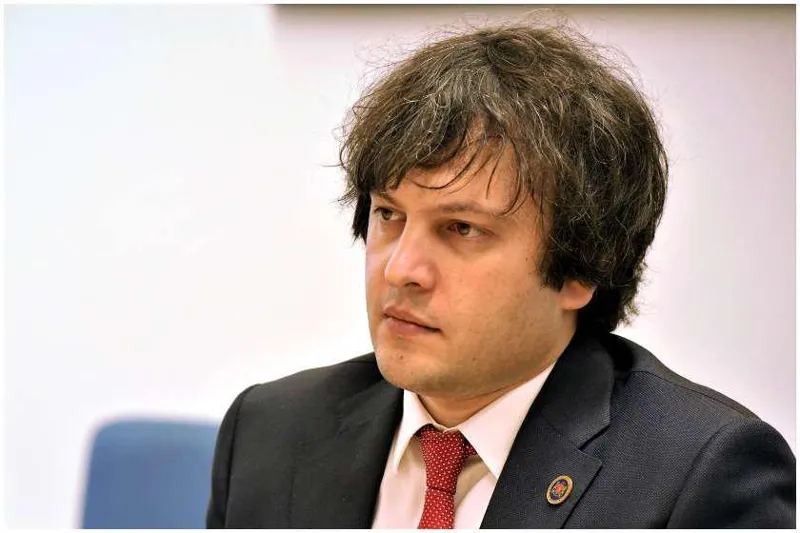 ირაკლი კობახიძის განცხადებით, თუ მიხეილ სააკაშვილის ადვოკატი შალვა ხაჭაპურიძე ბადრი ესებუას საქმეში ჩაერთვება, სიმბოლური იქნება