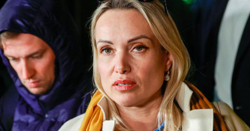 გაქცევა რუსეთიდან, 11 წლის შვილთან ერთად, ტყისა და ჭაობის გავლით - სად არის ქალი, რომელმაც რუსეთის უკრაინაში შეჭრა პირდაპირ ეთერში გააპროტესტა