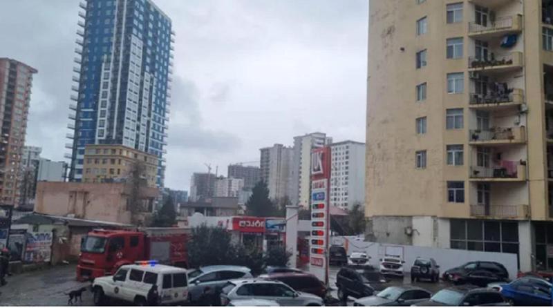 ბათუმში საცხოვრებელ კორპუსში ლიფტი ჩავარდა