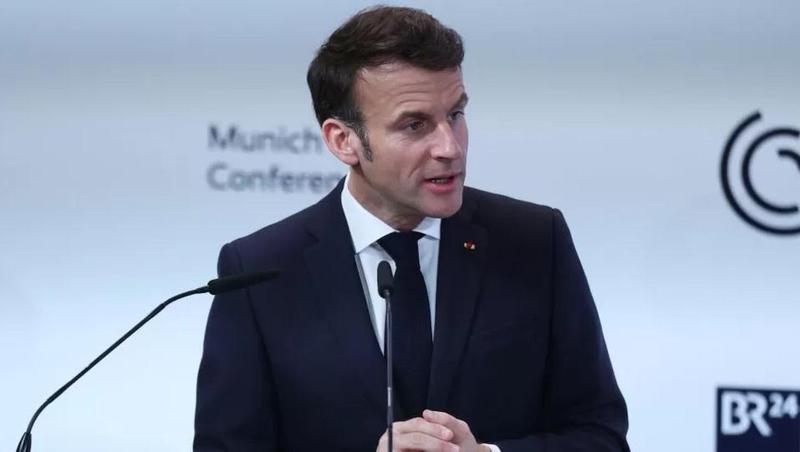 ემანუელ მაკრონი აცხადებს, რომ მას ომში უკრაინის გამარჯვება სურს, თუმცა არ უნდა, "გასრესილი რუსეთი" ნახოს