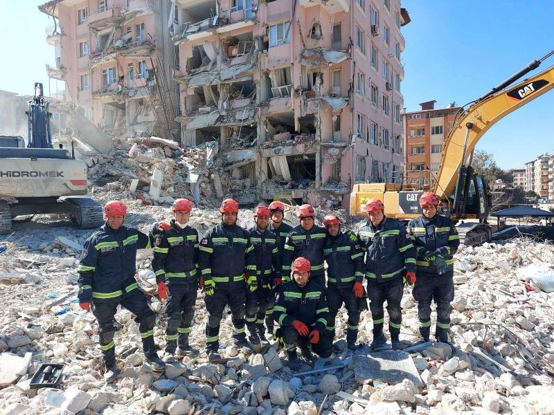 "მოდიან ადგილობრივები და გვეკითხებიან, რატომ არ ვამთავრებთ სამუშაოებს... გვიანია, არ მიდიხართო? იმედის თვალით გვიყურებენ" - რას ჰყვებიან თურქეთში მყოფი ქართველი მაშველები?