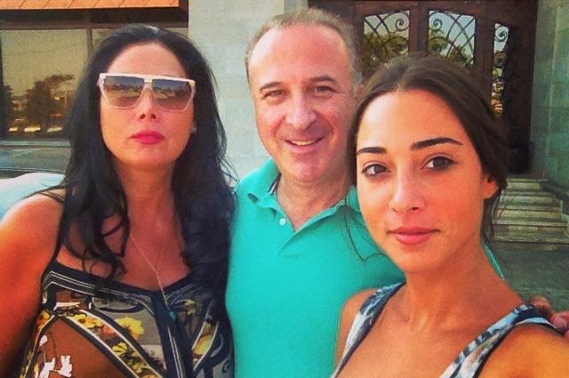 "პირადში დავუშვი მძიმე შეცდომა და დიდი ფასიც გადავიხადე" - ბესო კალანდაძე ოჯახსა და შვილზე, რომელიც დიპლომატიურ სამსახურში თანამდებობაზე დაინიშნა?