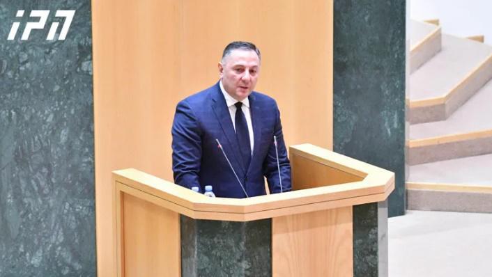 "უმეტეს ბანკს დაცვა არ ჰყავს, როდესაც ვეუბნებით აიყვანონ, გვპასუხობენ: "დაზღვეული გვაქვს და პრობლემა არ გვაქვს", მერე შსს-ს პრობლემა ხდება" - გომელაური