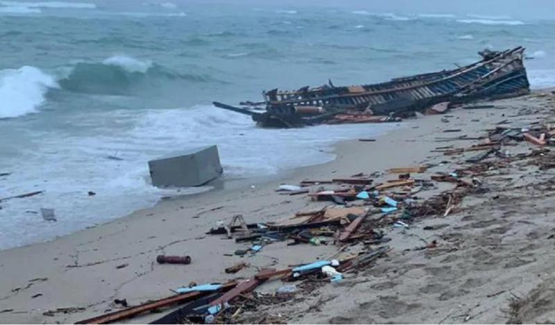 იტალიაში მიგრანტების გემის ჩაძირვის შედეგად 30-ზე მეტი ადამიანი დაიღუპა