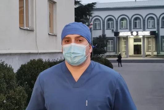 როგორია გორში  შეიარაღებული დაპირისპირების შედეგად დაჭრილის მდგომარეობა?