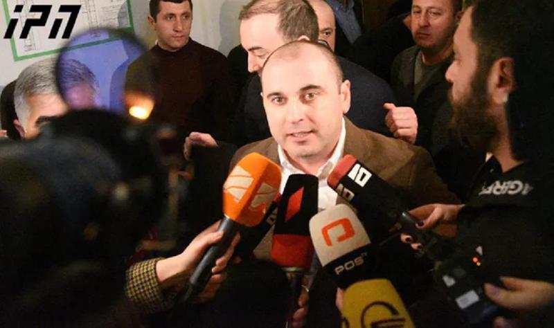 "შეშლილი "პუტინისტები“ არიან - ამათ დედა უნდა ვუტიროთ" - ლევან ხაბეიშვილი