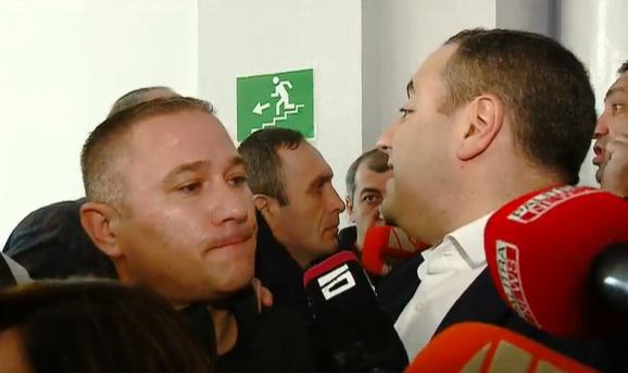 "შე ფურფუტა, შენ... გუშინ ხომ მოგხვდა? შენს თავზე ზედმეტს იღებ!" - ხმაური პარლამენტში (ვიდეო)