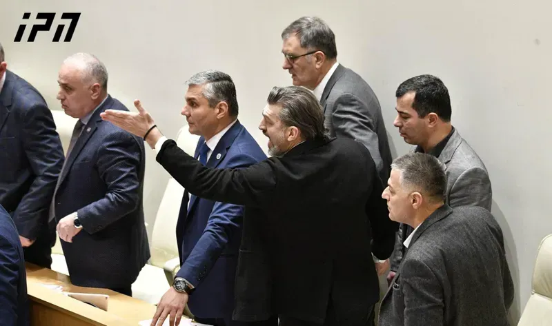 მიხეილ ყაველაშვილმა გიორგი ვაშაძეს აგინა (ვიდეო)