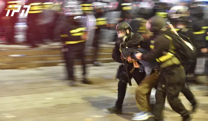 სულ რამდენი პირი დააკავა პოლიციამ 7-8 მარტის აქციებზე და რა მუხლებით? - რა ინფორმაციას ავრცელებს შსს