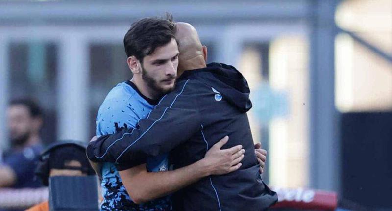 "კვარაცხელიას სტატუსი ვნახე, როცა მანიფესტაციას სოციალური ქსელის მეშვეობით შეუერთდა... დიდებული ადამიანი გვყავს" - სპალეტიმ "კვარა" შეაქო