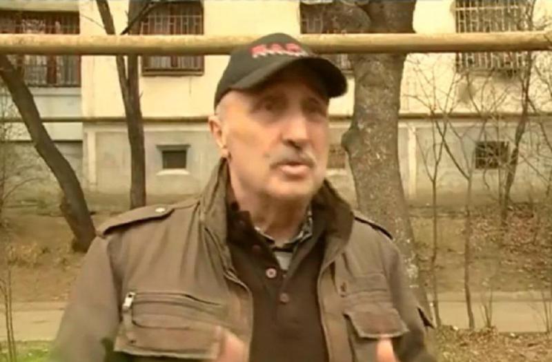 "გუშინ საღამოს გამოვიდა მეორე ნათესავთან ერთად და ისეირნეს... აღარ აქვს ცხოვრებას აზრი, ვერ ვუშველეთ" - გარდაცვლილი მოზარდის ბაბუა