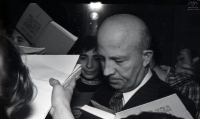 „სხვა ყველაფერი წყალს წაუღია, თუ საქართველო აღარ იქნება!“ - მწერალი, რომელსაც ქართველი მკითხველი არასდროს ივიწყებს