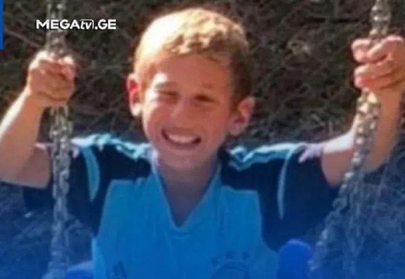 "ბავშვი შეზღუდული შესაძლებლობის მქონეა, გვეშინია, ცუდად გახდეს..." - რას ამბობენ ბოლნისში დაკარგულ 9 წლის ბიჭზე ახლობლები