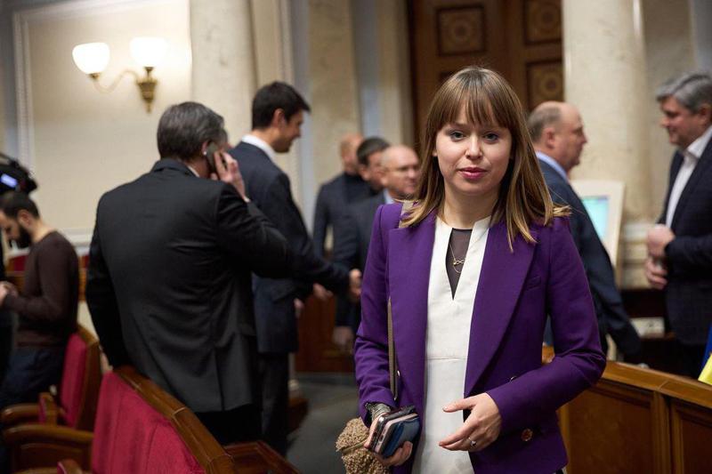 "ჰგონიათ, რომ სააკაშვილი ერის ღმერთია და ახალ რევოლუციას უხელმძღვანელებს, თუ გამოჯანმრთელდება..." - ლიზა იასკო ექსპრეზიდენტის შესახებ