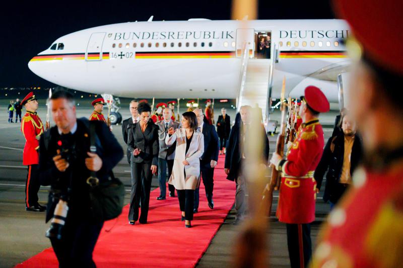 "მოგესალმებით საქართველოში" - რა ინფორმაციას ავრცელებს ანალენა ბერბოკის თბილისში ვიზიტზე გერმანიის საელჩო