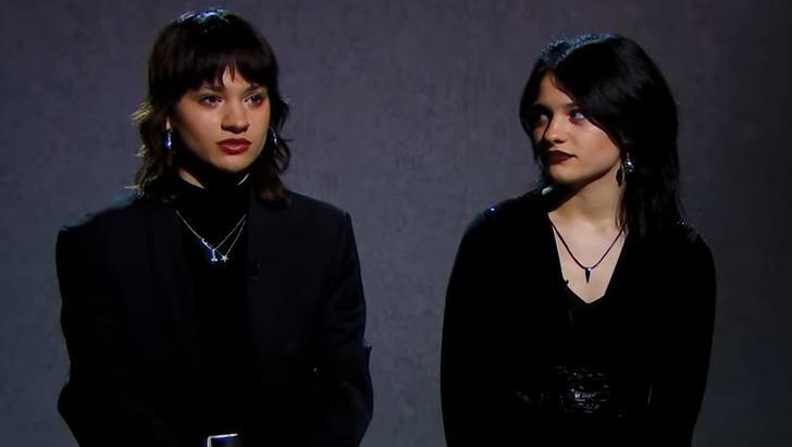 "ეს ბედნიერი დასასრულია... დედა საზღვარგარეთაა და იქ გაიგო ყველაფერი" - საოცარი ისტორია ქართველ ტყუპ დებზე, რომლებმაც ჯერ ერთმანეთი, 20 წლის შემდეგ კი მშობლები იპოვეს