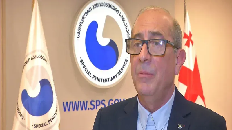 "სააკაშვილს მოვუწოდებთ, შეასრულოს ექიმების მოთხოვნა და რაც შეეხება მკურნალობის პროცესში პოლონელი ექიმების ჩართვის საკითხს..." - რას აცხადებს მალხაზ ურთქმელიძე