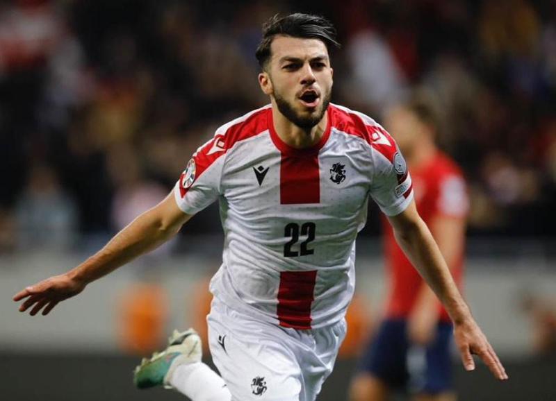 "თქვენთანა ვარ, ნურაფრის ნუ გეშინიათ, გელოდებით..." - გიორგი მიქაუტაძე