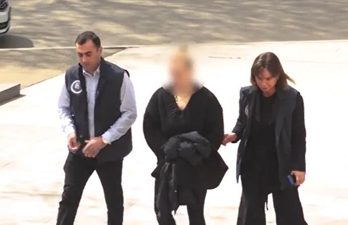 დააკავეს ქალი, რომელიც თავს გენპროკურორთან დაახლოებულ პირად ასაღებდა და თაღლითურად დაეუფლა რამდენიმე ათას დოლარს: რას აცხადებენ პროკურატურაში?