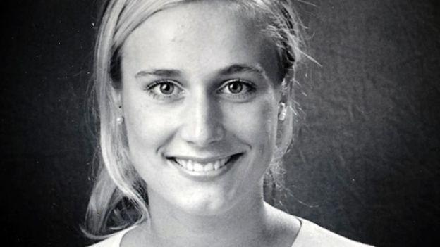 მკვლელობა ლონდონში: გოგონას სხეულზე 43 -მდე დაზიანება აღენიშნებოდა - მის სიკვდილში მონაწილეობა მილიარდერის ვაჟმა 15 წლის მერე აღიარა, თუმცა ამბობს, რომ ეს უბედური შემთხვევა იყო