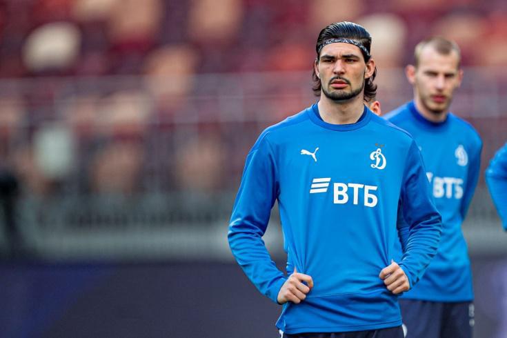 "ორი სამშობლო მაქვს, ჩემთვის საქართველო დედაა, რუსეთი კი - მამა, მშობლებს შორის არჩევანს არ აკეთებენ" - ფეხბურთელი საბა საზონოვი