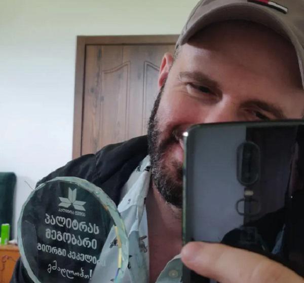 "პალიტრა მედია ჰოლდინგმა" ჯილდო გადმომცა, რომელსაც საკუთარ დაბადების დღეზე გასცემს ხოლმე" - რას წერს გიორგი კეკელიძე