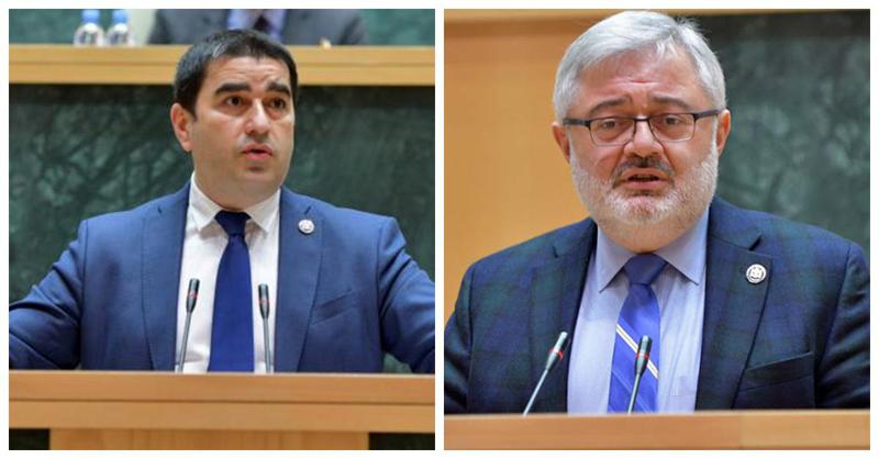 "თუ თქვენს მანდატს და ქვეყანას უფრო სერიოზულად მიუდგებით და არა საბავშვო კონსტიტუციის დონეზე, მიხვდებით სად უნდა იდგეთ" - პაპუაშვილი უსუფაშვილს