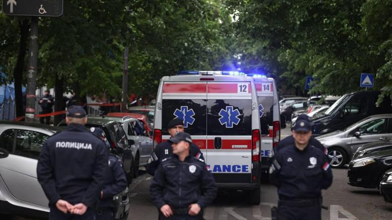 სერბეთში, ერთ-ერთ სკოლაში მომხდარ სროლას 9 ადამიანი ემსხვერპლა - დაკავებულია 14 წლის მოსწავლე