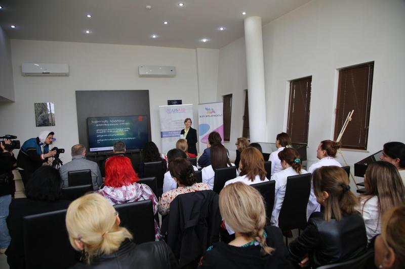 ექთნები 3 ახალი სპეციალობით გადამზადდებიან - "ჯეო ჰოსპიტალსისა" და USAID-ის თანამშრომლობით საქართველოში პირველად ექთანთა სპეციალიზაციის პროგრამები ამოქმედდა