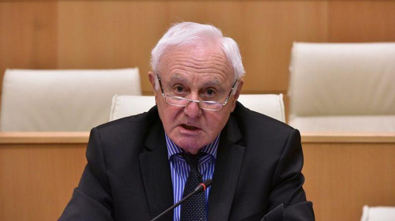 186 ათას ევროდ შეძენილი ვერტმფრენი, 34 მიწის ნაკვეთი, 7 სახლი, ბინა და კომპანია რუსეთში - რა ქონებას ფლობს პარლამენტარი ფრიდონ ინჯია?