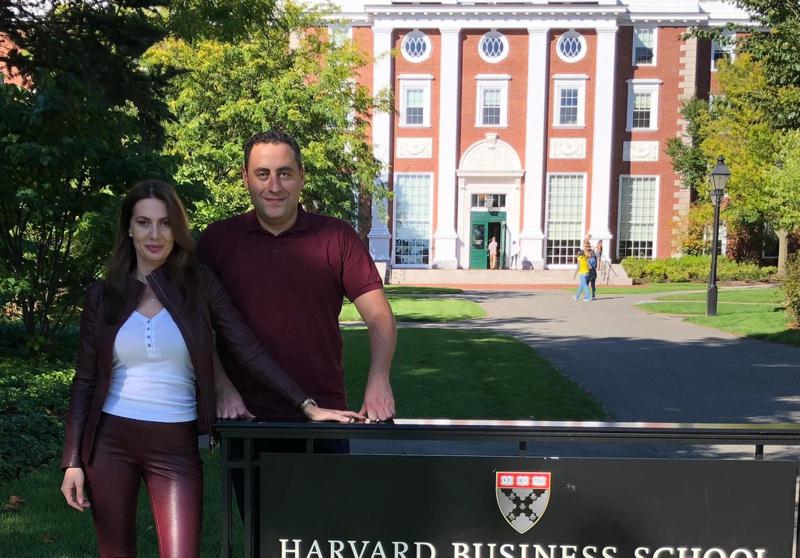 "უარესის მოლოდინში ვცხოვრობ... ბავშვებს წვდომა აქვთ ინფორმაციაზე და მათვისაც ეს დიდი სტრესია" - გიორგი ვაშაძის მეუღლე ოჯახის გარშემო აგორებულ სკანდალსა და ბიძასთან ურთიერთობაზე