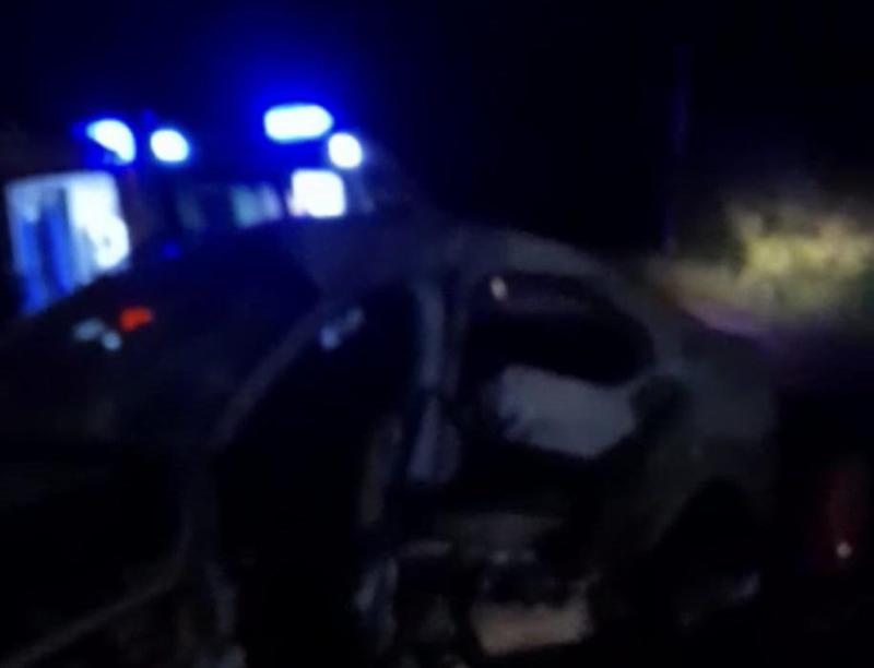 ფოტოები ქარელში მომხდარი ავარიის ადგილიდან: გაჩერებულ საპატრულო ეკიპაჟს ნასვამ მდგომარეობაში მყოფი პირი შეეჯახა, დაღუპულია ორი პოლიციელი