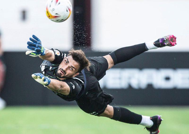 მამარდაშვილმა იფრინა, იჩხუბა და "ვალენსიას" "რეალთან" უმნიშვნელოვანესი გამარჯვება მოაპოვებინა - ქართველი მეკარე მატჩის საუკეთესო მოთამაშედ აღიარეს