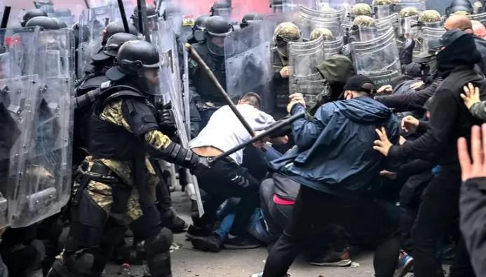 ჩრდილოეთ კოსოვოში მცხოვრებ სერბებსა და ნატოს ძალებს შორის შეტაკება მოხდა