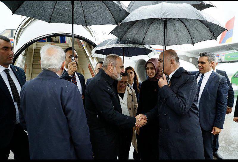 15-წლიანი პაუზის შემდეგ სომხეთის ლიდერის პირველი ვიზიტი თურქეთში - ნიკოლ ფაშინიანი ერდოღანის ინაუგურაციაზე ჩავიდა