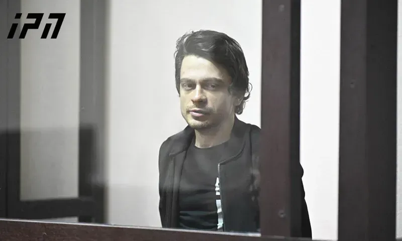 სასამართლო ავტომობილში ყოფილი ცოლის თოკით გაგუდვის და ხევში გადაგდების საქმეზე ბრალდებულისთვის აღკვეთის ღონისძიების შეფარდებაზე მსჯელობს