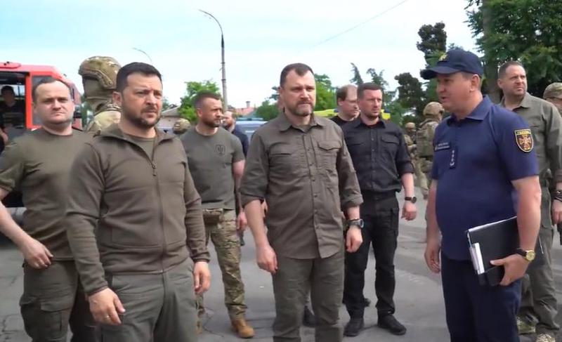 ვოლოდიმირ ზელენსკი ხერსონში ჩავიდა (ფოტო+ვიდეო)