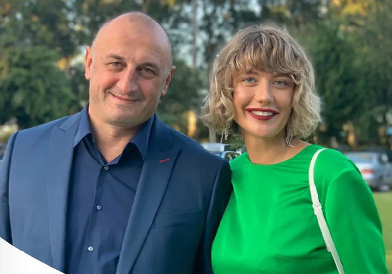 "ცოლის მოყვანა მინდა და საამისოდ 10 საათს თუ მომცემთ-მეთქი. მწვრთნელი გაოცდა" - სათვალის შეძენისას დაწყებული სიყვარულის ისტორია და მურთაზ შელიას "სპრინტერული ქორწილი"
