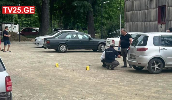 ტრაგედია ქობულეთში - 35 წლამდე ასაკის მამაკაცი სიმაღლიდან გადმოვარდა და დაიღუპა