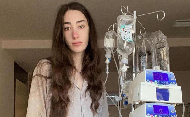 "გული შენელებული მქონდა და მეგონა, მოვკვდებოდი" - ცნობილი მსახიობების შვილის გულახდილი ნაამბობი გადატანილ დაავადებაზე: როგორ დაამარცხა მანუ თავაძემ ანორექსია