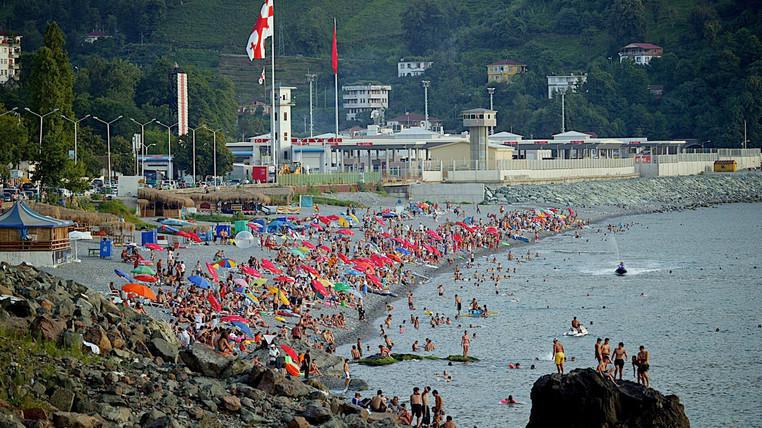 რამდენ ხანში მოაღწევს კახოვკის ჰესის აფეთქების შედეგები შავი ზღვის საქართველოს სანაპირო ზოლამდე?