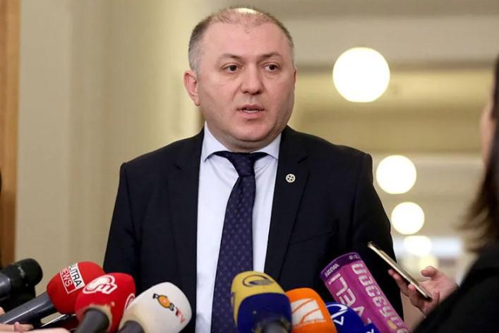 "სადაც უსაფრთხოების რისკია, ქორწილი იქნება, თუ გასვენება, ყველგან ვართ - მივესალმებით მშვიდობიან სტუმრებს" - გრიგოლ ლილუაშვილი რუსეთის მოქალაქეების შემოსვლაზე